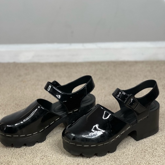 Tory Burch Patent Leather Mule Style Mary Janes - Picture 2 of 3